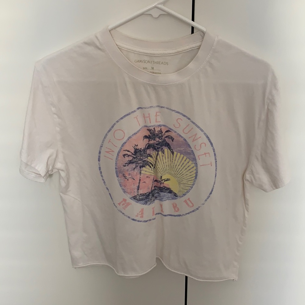 White cropped beach logo tee